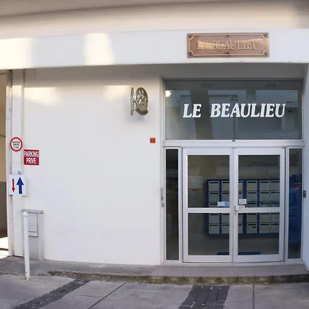 Grand Lumineux Equipe Avec Baignoire Apartment La Grande-Motte