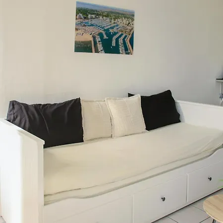A 400m De La Mer, 36m2, Lumineux, Calme En Centre-ville La Grande Motte