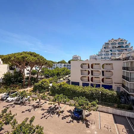 A 400m De La Mer, 36m2, Lumineux, Calme En Centre-ville Apartment
