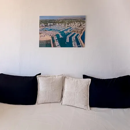 Apartment A 400m De La Mer, 36m2, Lumineux, Calme En Centre-ville