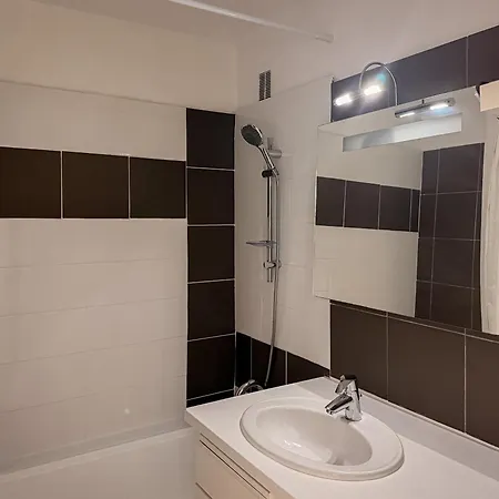 A 400m De La Mer, 36m2, Lumineux, Calme En Centre-ville Apartment La Grande-Motte