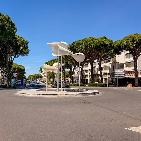 Apartment A 400m De La Mer, 36m2, Lumineux, Calme En Centre-ville